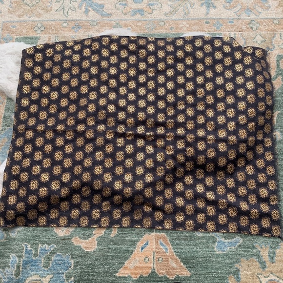 Lulla Collection by Bindya Blue & Gold Floral Oblong Lightweight Scarf - Picture 7 of 8